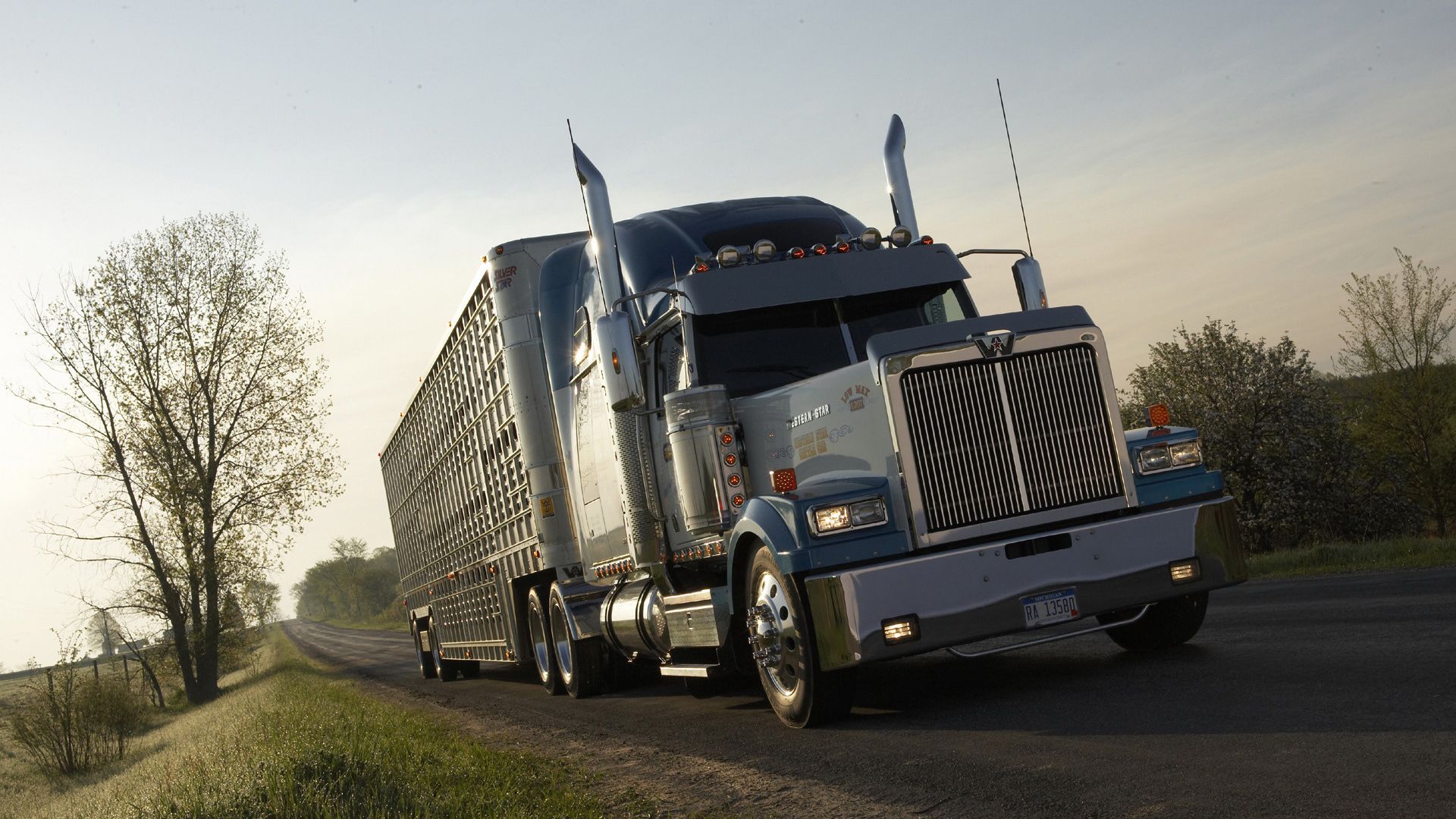 How Truckers Can Increase Safety While Behind the Wheel